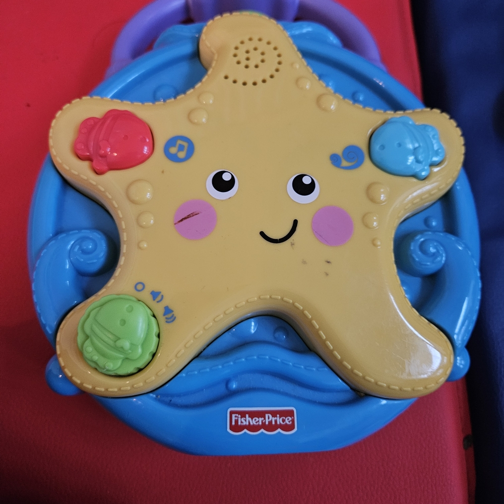 Fisher-Price Smiling Starfish Toy - Yellow and Blue with Projector